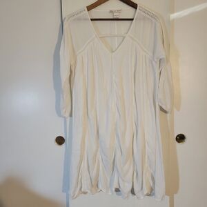 Cute options White V-Neck Tunic Dress